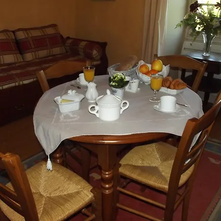Bed & Breakfast D'hotes-tour De Garde Xive *